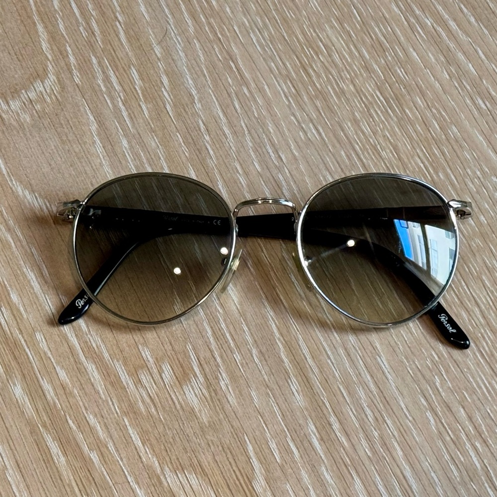 Persol 2388-s — Gradient Brown Round Sunglasses - Silver-tone front frame - Picture 2 of 10